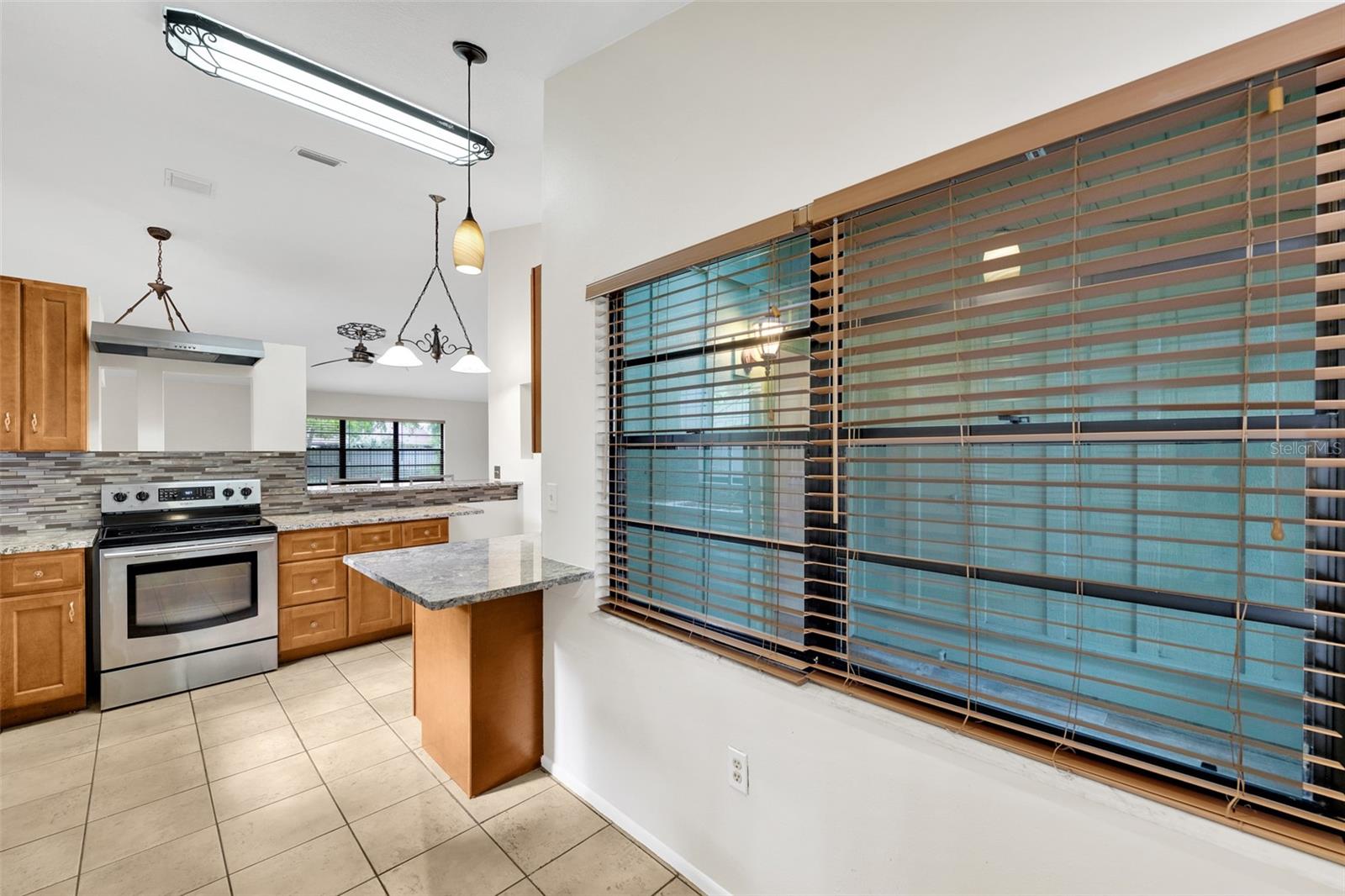 5015 BARRINGTON CIR #201, SARASOTA, FL — photo 6