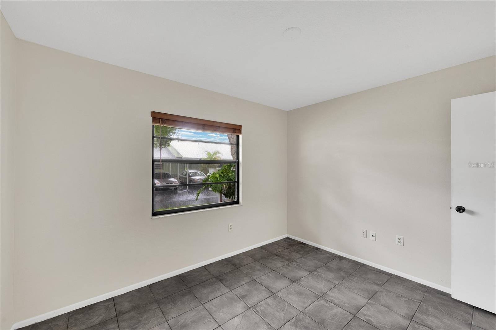 5015 BARRINGTON CIR #201, SARASOTA, FL — photo 14