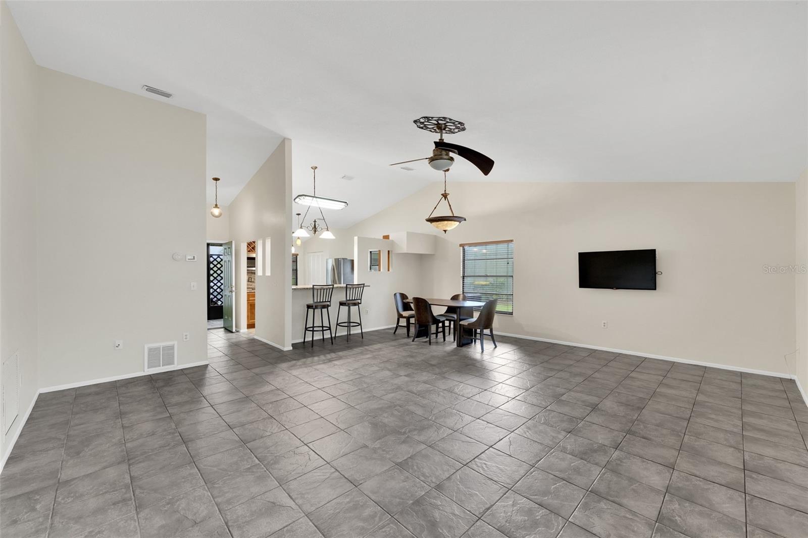 5015 BARRINGTON CIR #201, SARASOTA, FL — photo 20