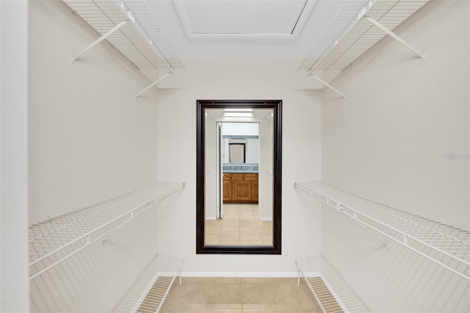 5015 BARRINGTON CIR #201, SARASOTA, FL — photo 26