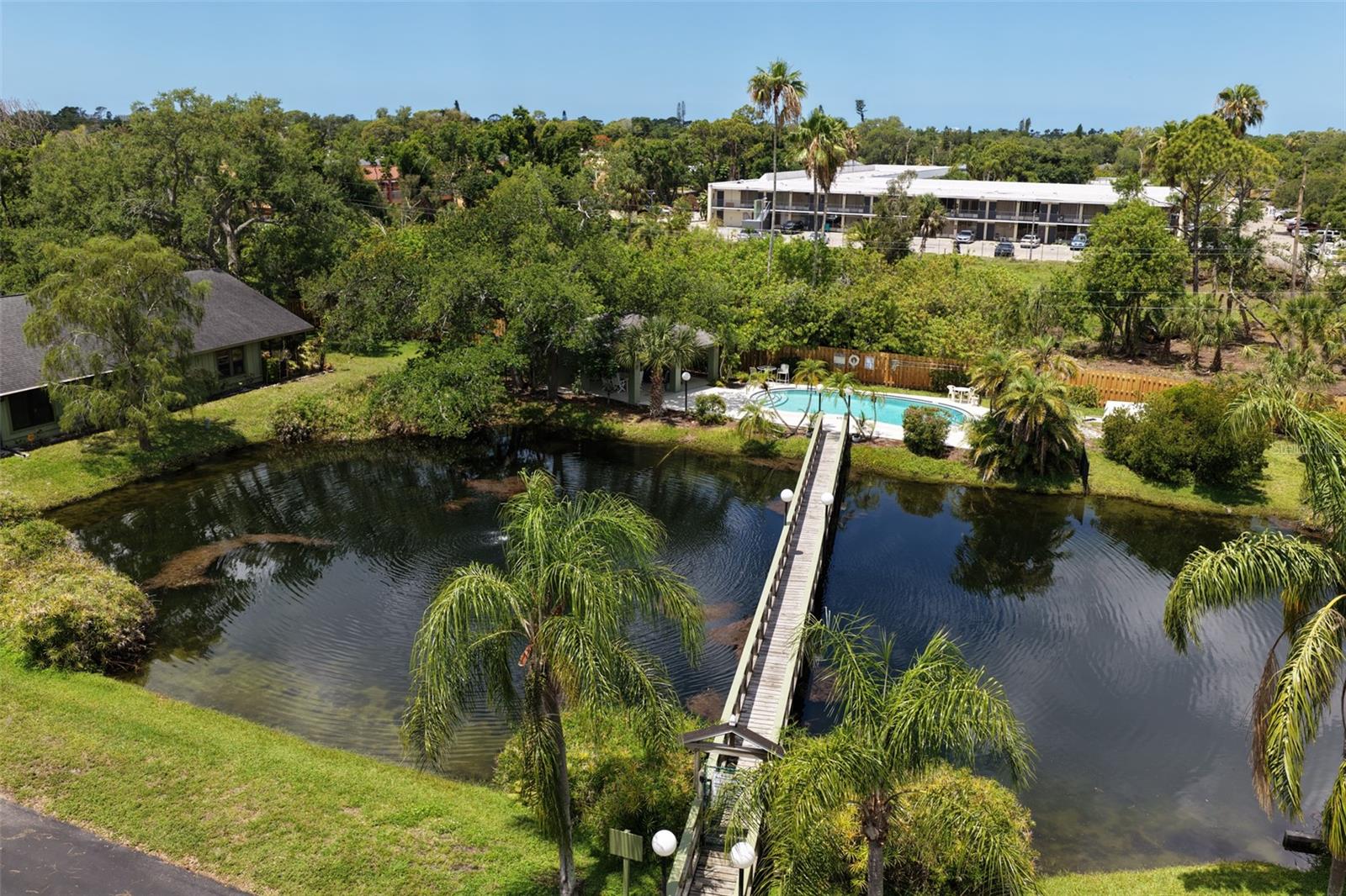 5015 BARRINGTON CIR #201, SARASOTA, FL — photo 28
