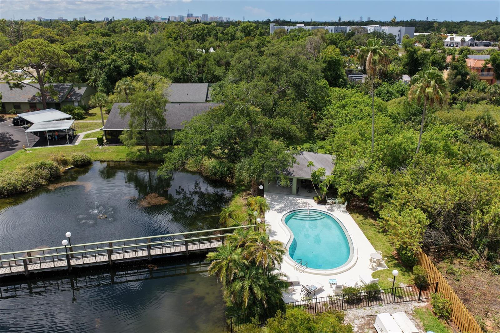 5015 BARRINGTON CIR #201, SARASOTA, FL — photo 30