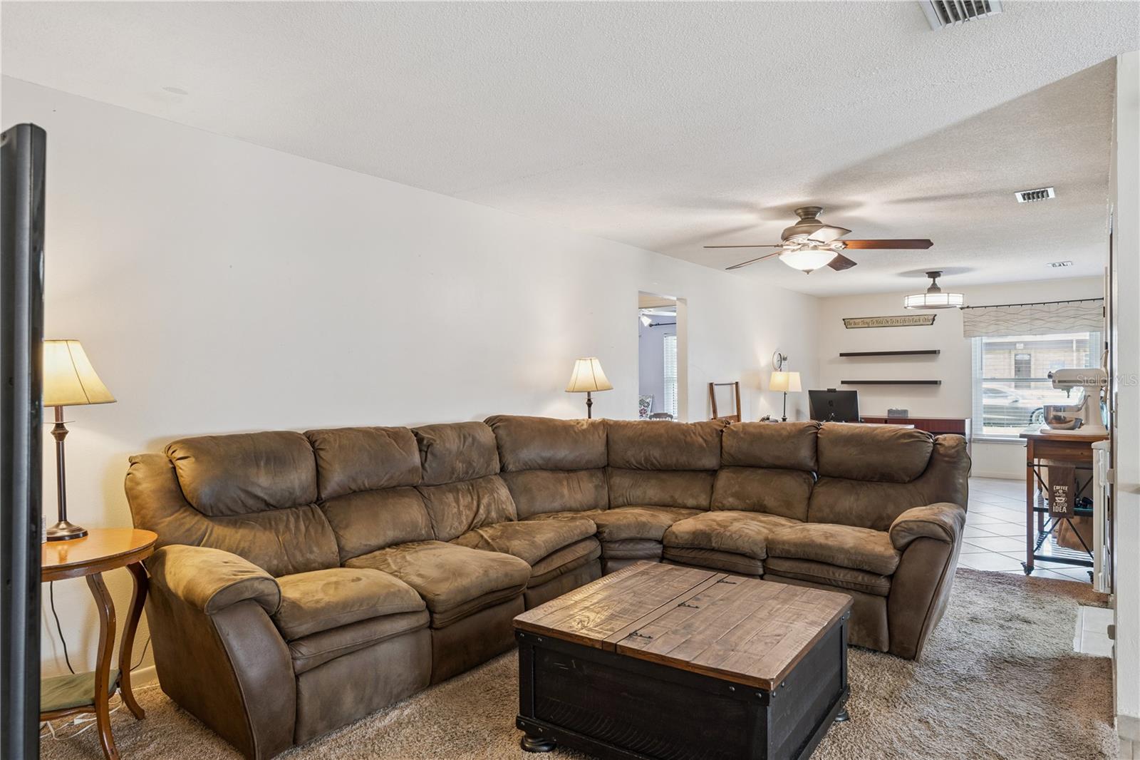 380 E LAKE ST, UMATILLA, FL — photo 9