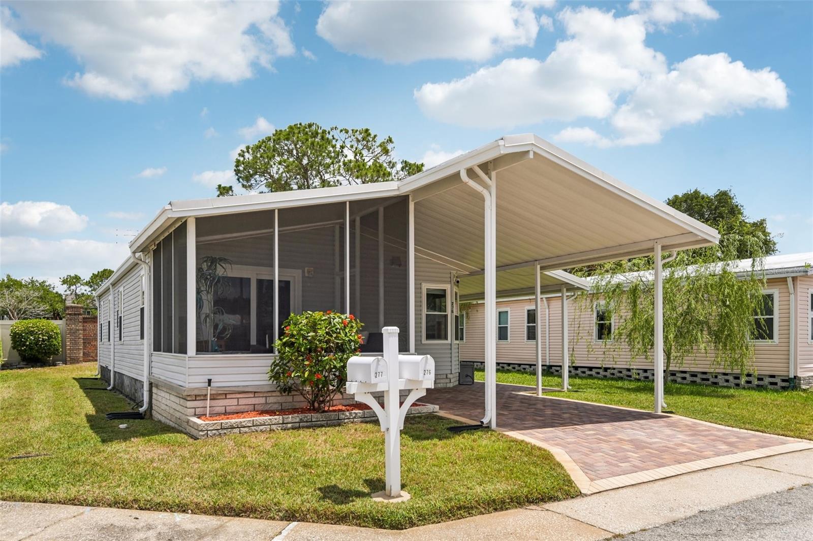 276 PELICAN DR N, OLDSMAR, FL