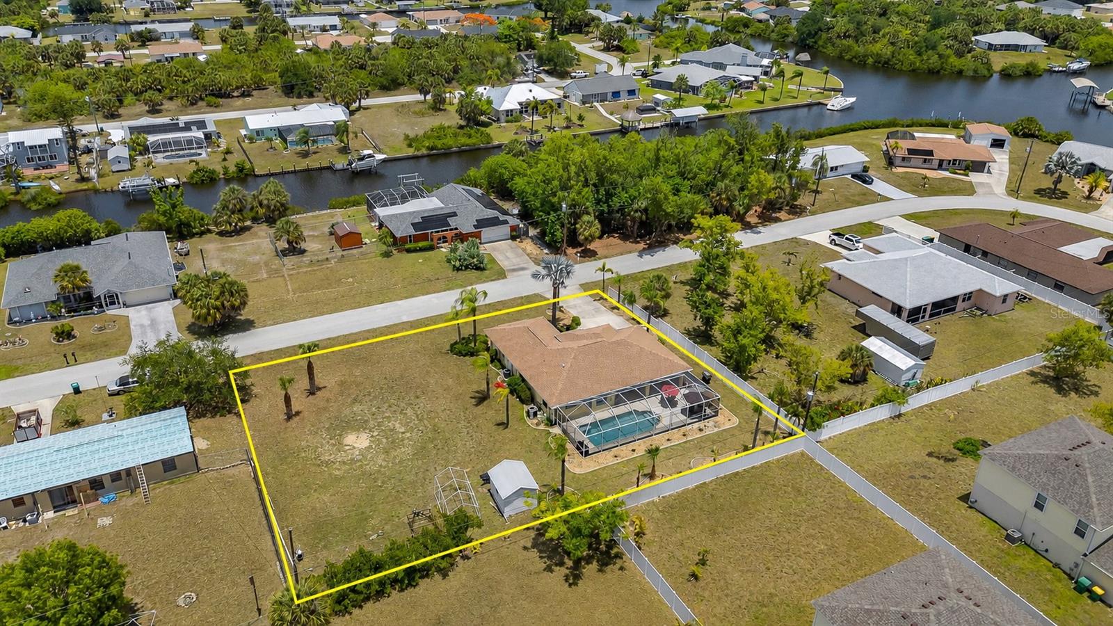 18075 PETOSKEY CIR, PORT CHARLOTTE, FL — photo 3