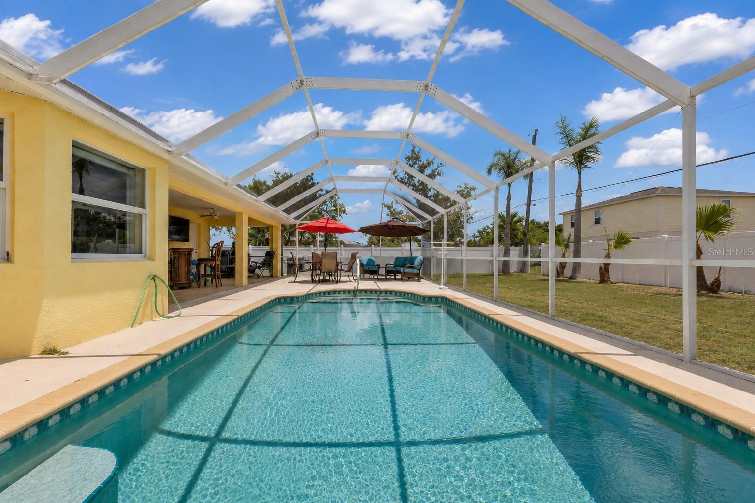 18075 PETOSKEY CIR, PORT CHARLOTTE, FL — photo 30
