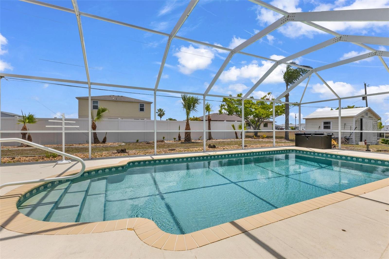 18075 PETOSKEY CIR, PORT CHARLOTTE, FL — photo 31