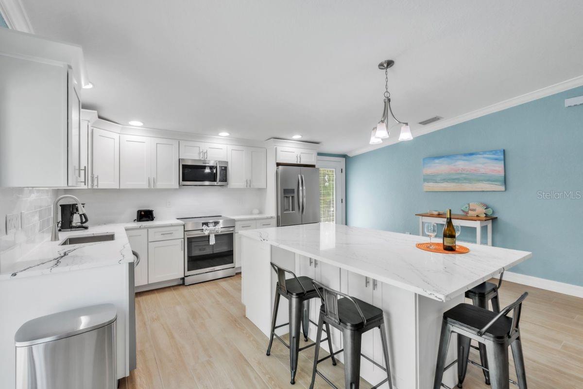 324 64TH ST, HOLMES BEACH, FL — photo 10