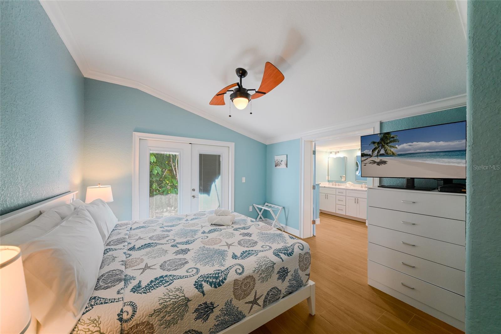324 64TH ST, HOLMES BEACH, FL — photo 17