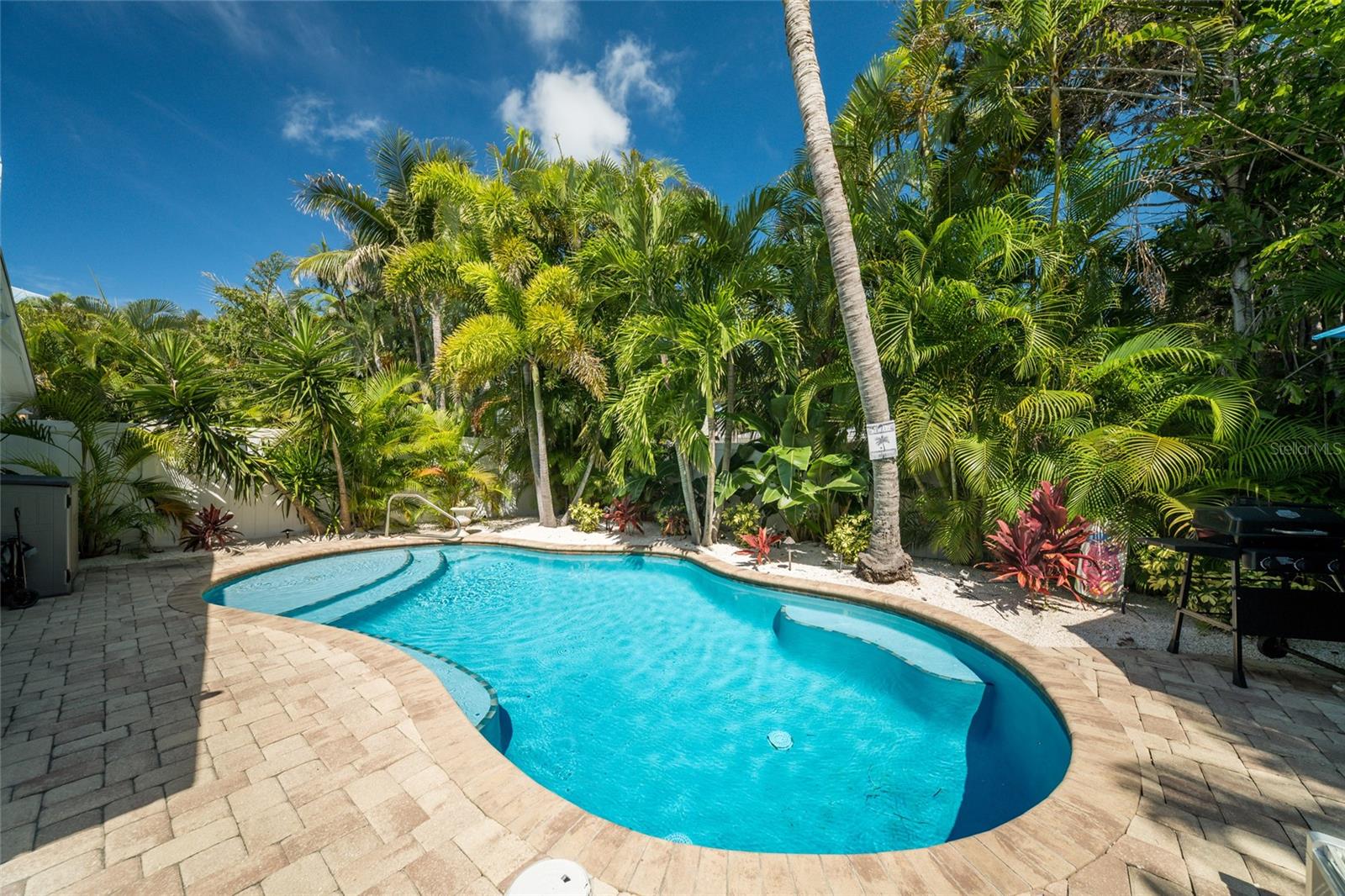 324 64TH ST, HOLMES BEACH, FL — photo 29