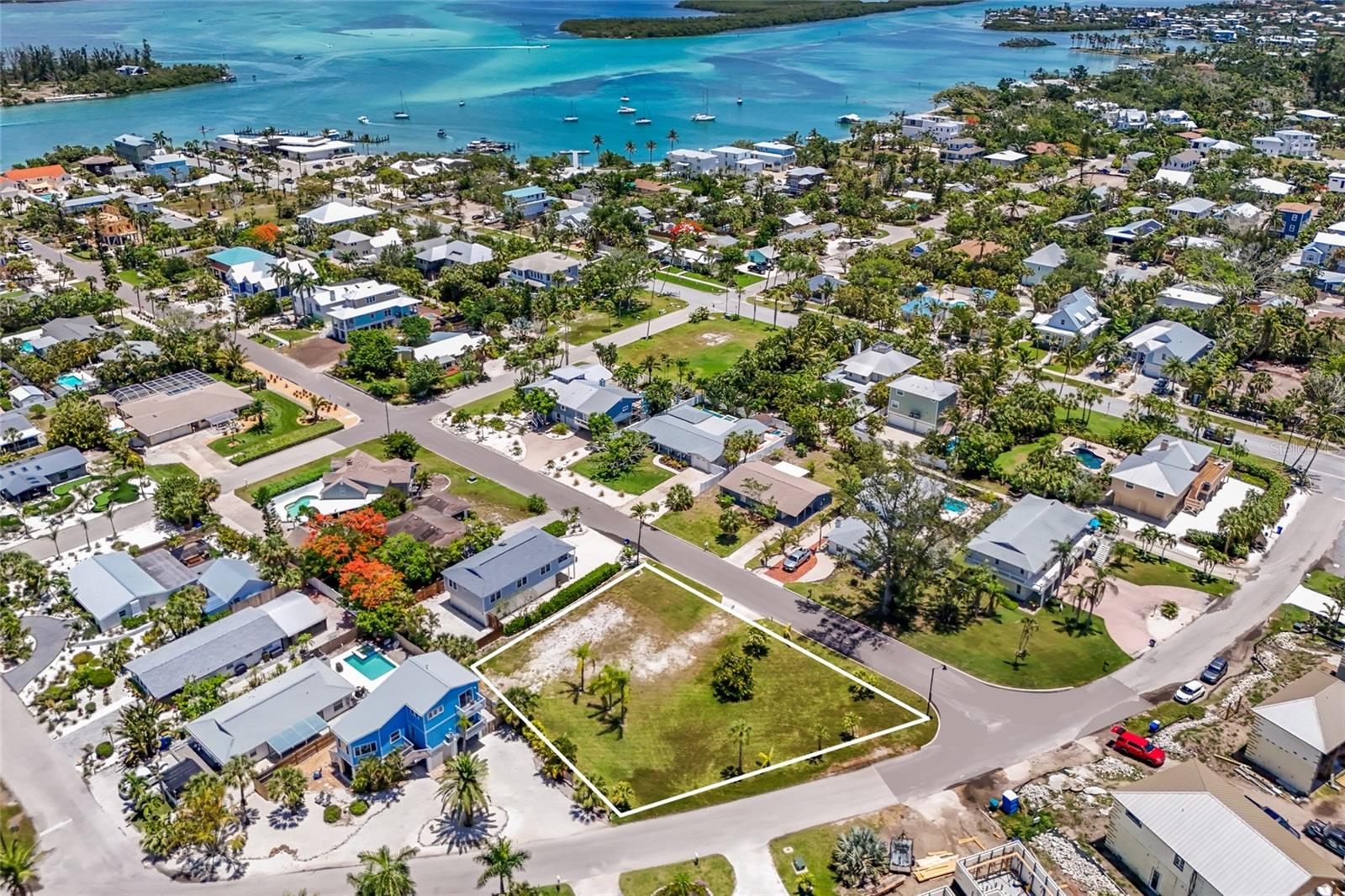 591 RUSSELL ST, LONGBOAT KEY, FL — photo 6