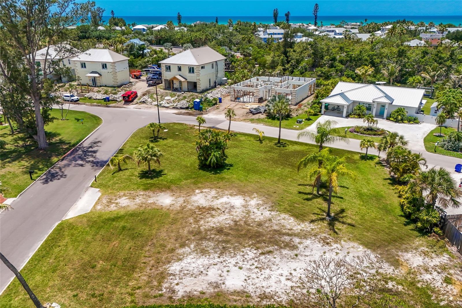 591 RUSSELL ST, LONGBOAT KEY, FL — photo 10