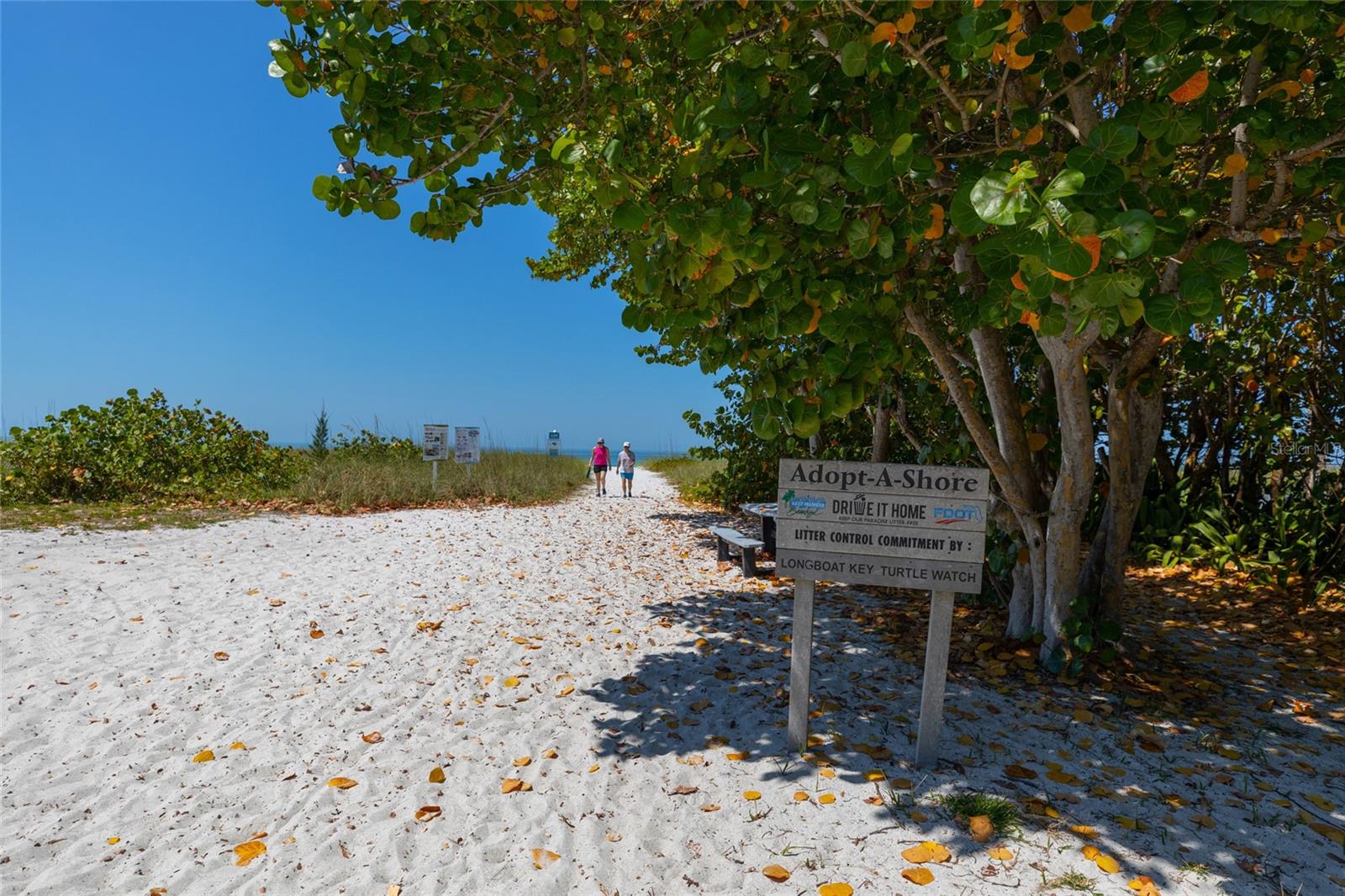 591 RUSSELL ST, LONGBOAT KEY, FL — photo 12