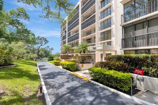 220 BELLEVIEW BLVD #203, BELLEAIR, FL