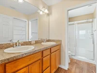 712 SHELTON ST — photo 13