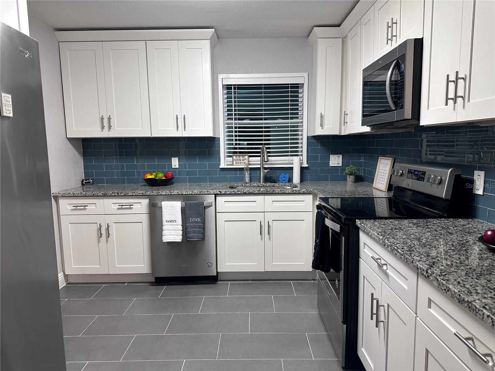 5340 5TH AVE S, ST PETERSBURG, FL — photo 13