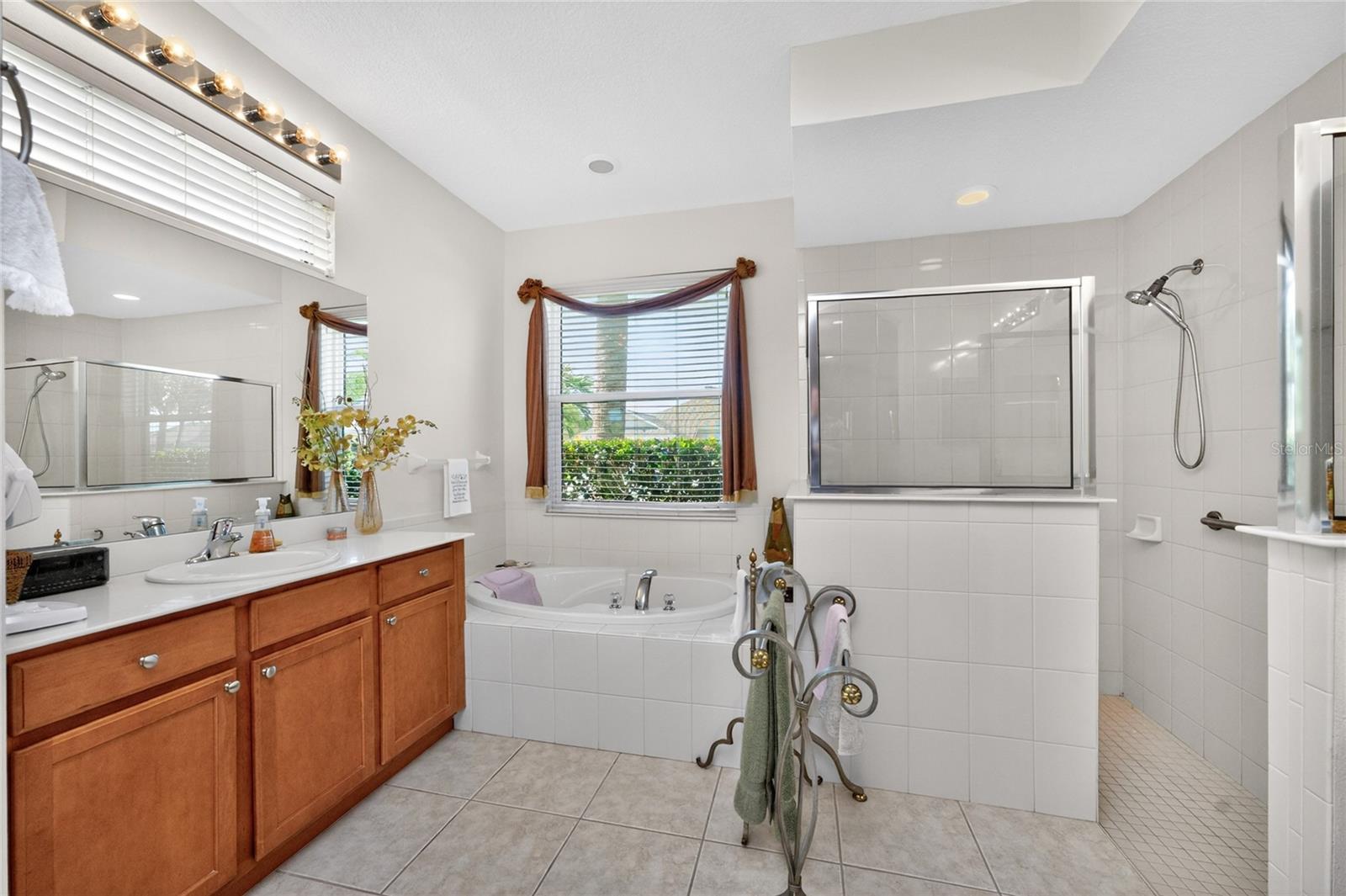 24416 LAKEVIEW PL, PORT CHARLOTTE, FL — photo 21