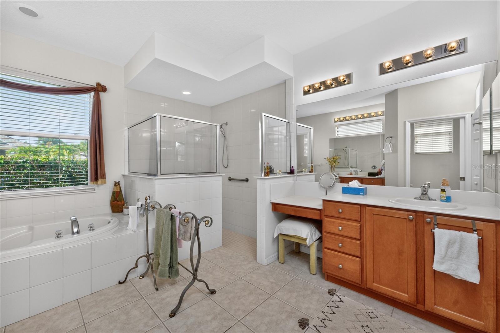 24416 LAKEVIEW PL, PORT CHARLOTTE, FL — photo 22