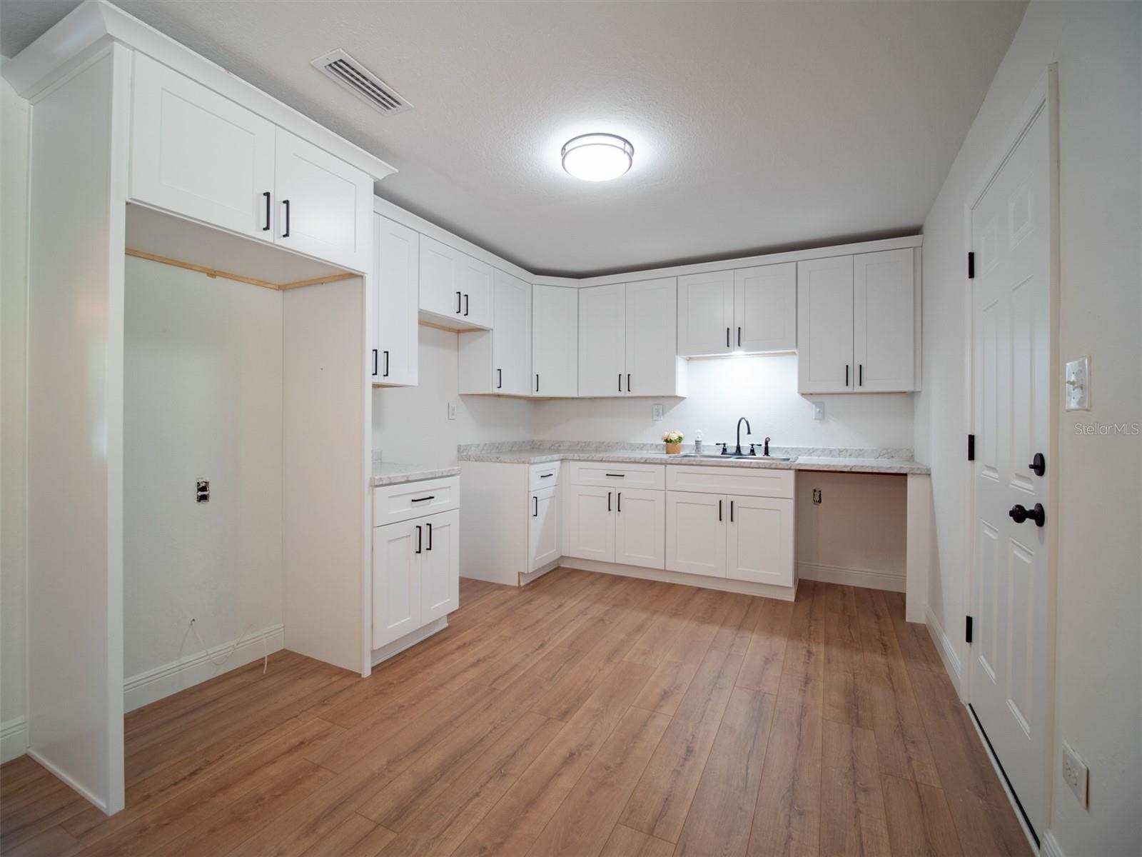 1408 6TH ST NW, LIVE OAK, FL — photo 6
