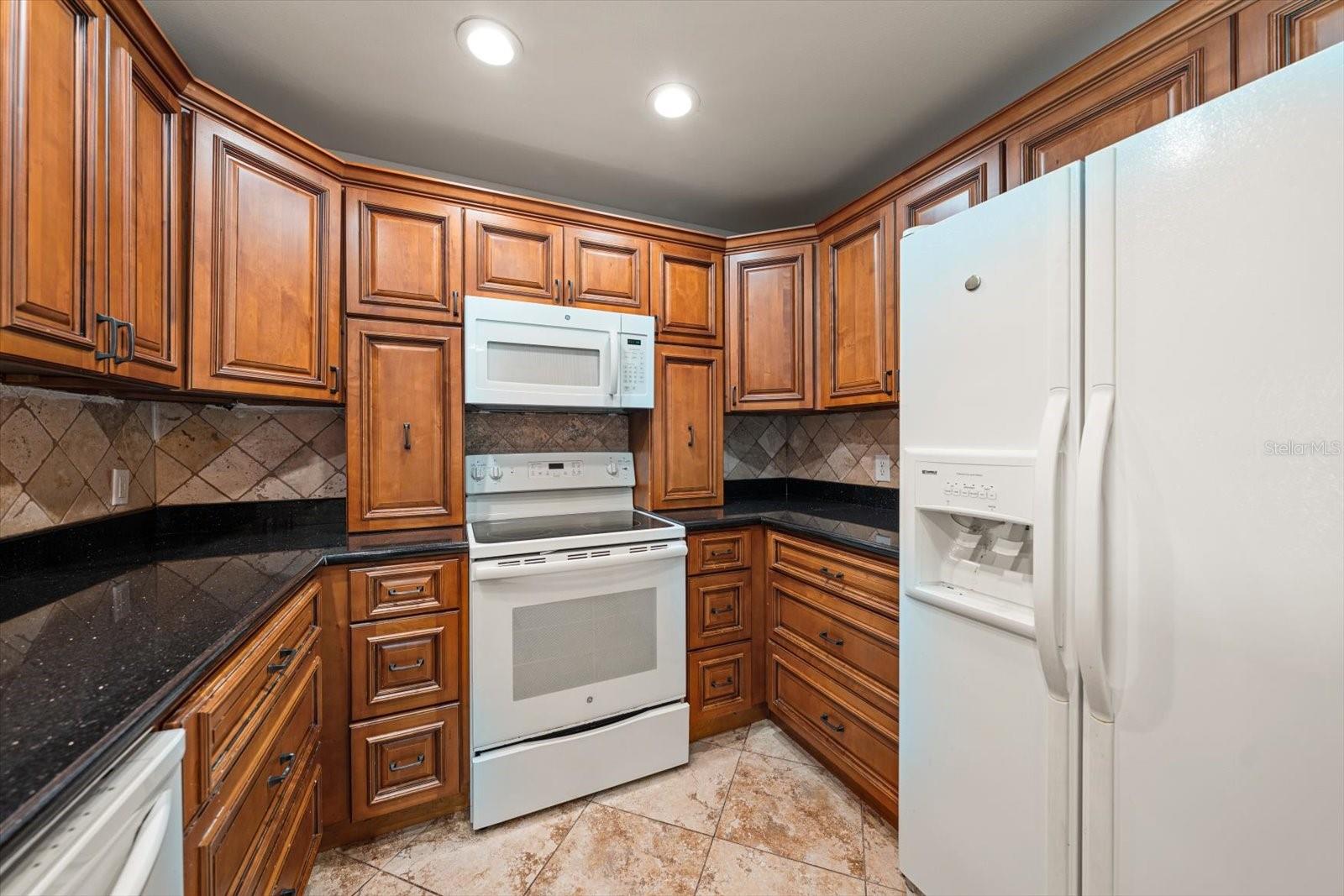 100 BLUFF VIEW DR #506C, BELLEAIR BLUFFS, FL — photo 7