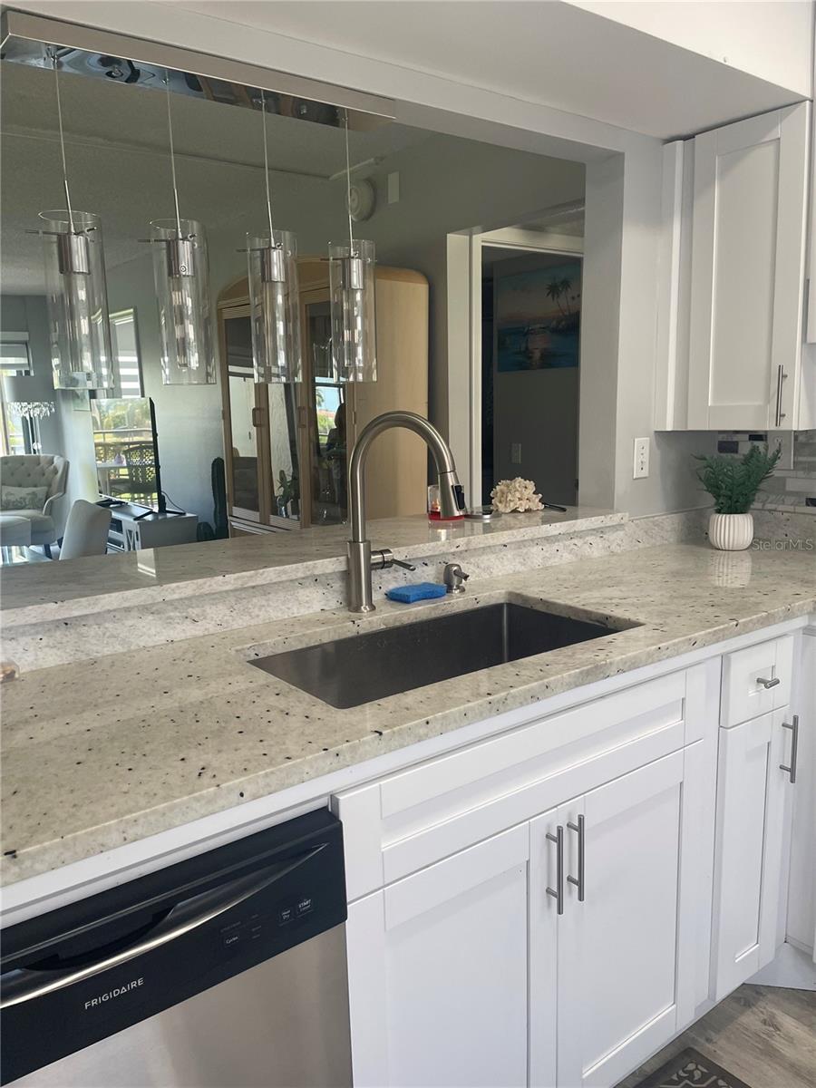 5724 LA PUERTA DEL SOL BLVD #248, ST PETERSBURG, FL — photo 5