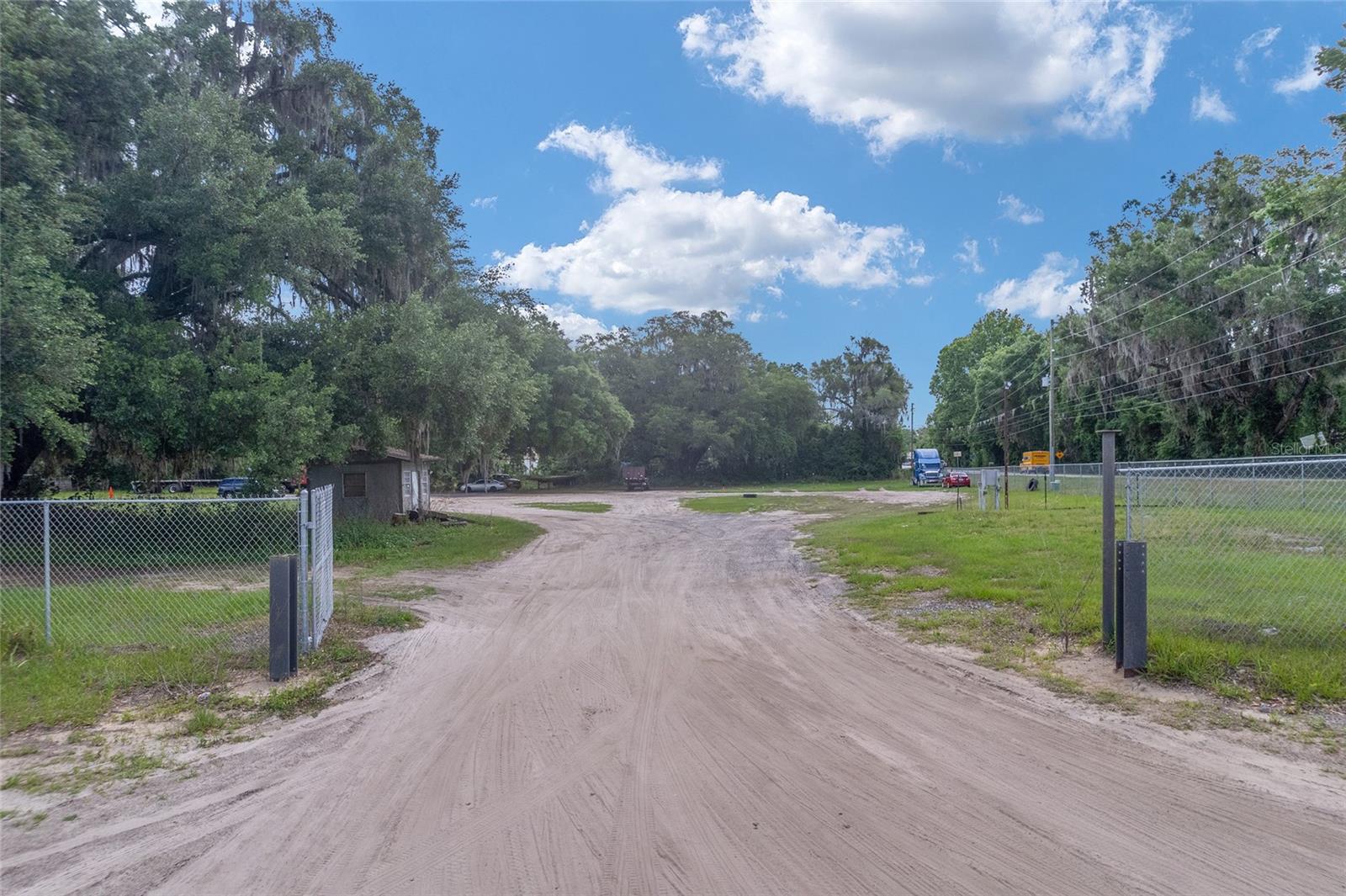 1751 E HIGHWAY 329, CITRA, FL — photo 13