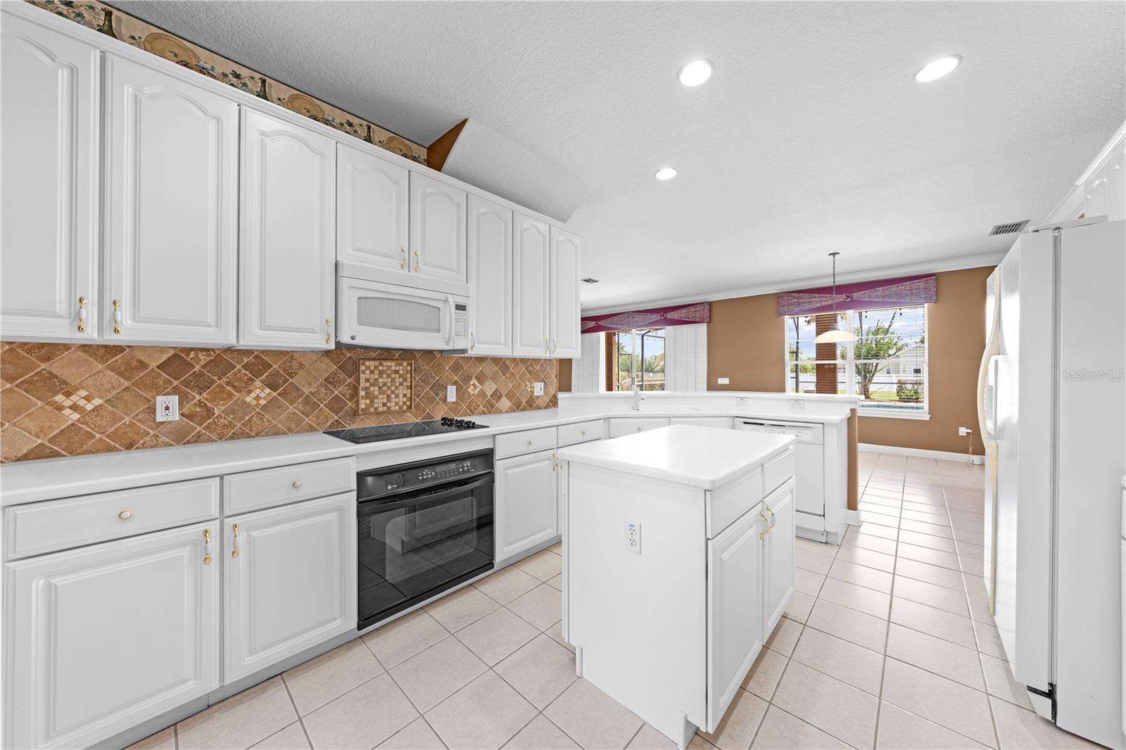 1620 MARINA LAKE DR, KISSIMMEE, FL — photo 21