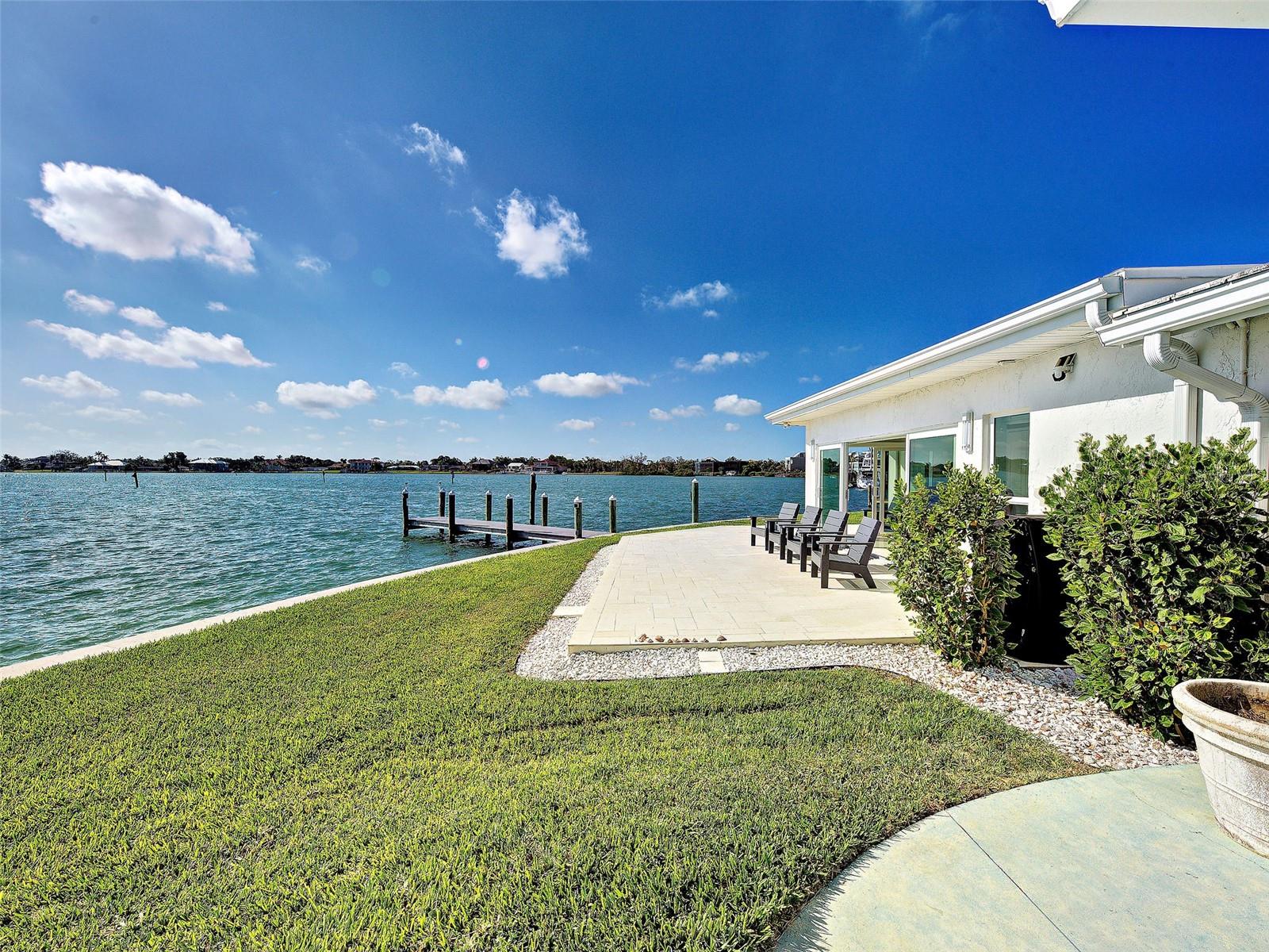885 WHITE CAP CIR #34, VENICE, FL — photo 4