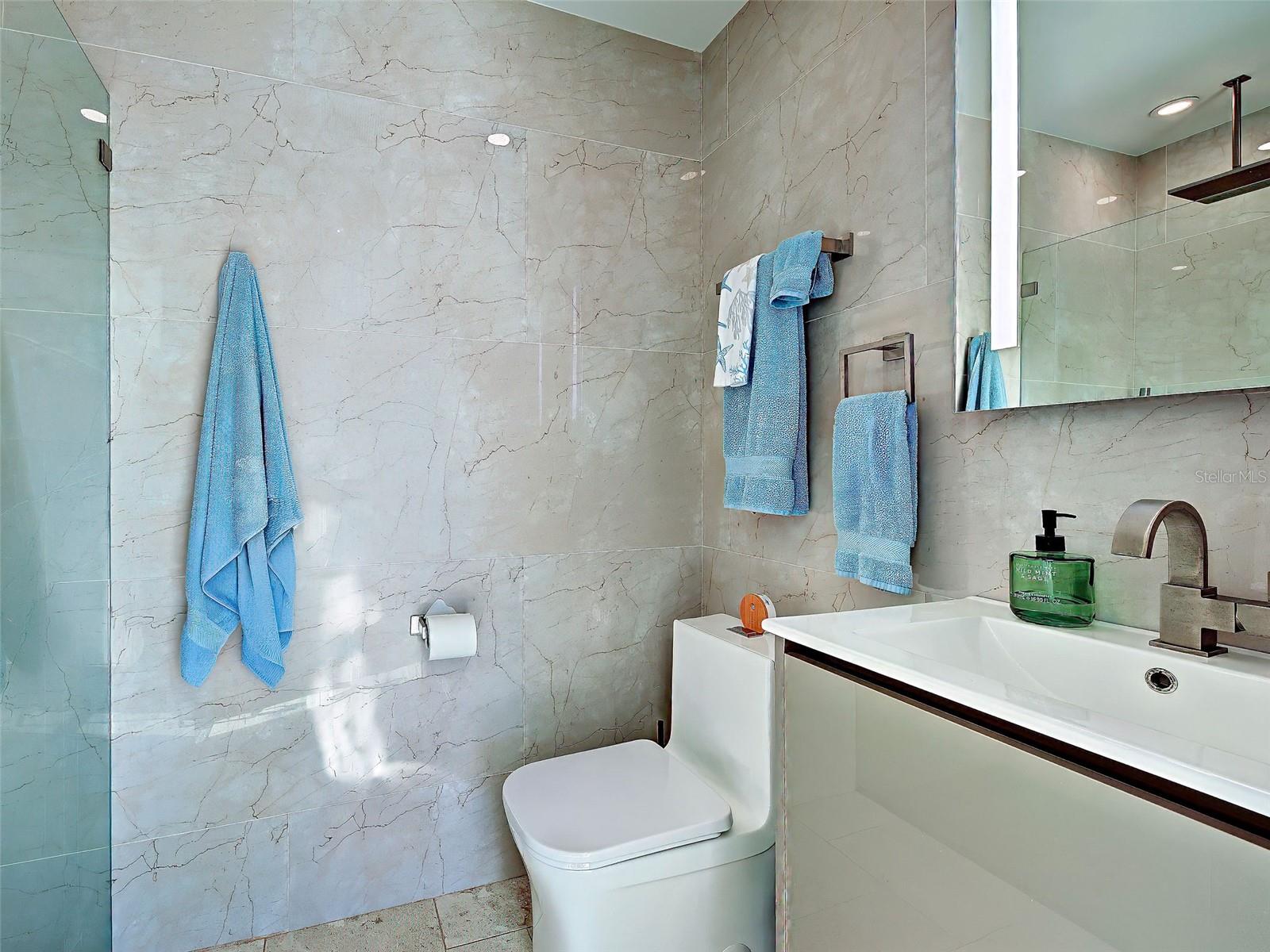 885 WHITE CAP CIR #34, VENICE, FL — photo 37