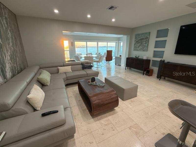 885 WHITE CAP CIR #34, VENICE, FL — photo 15