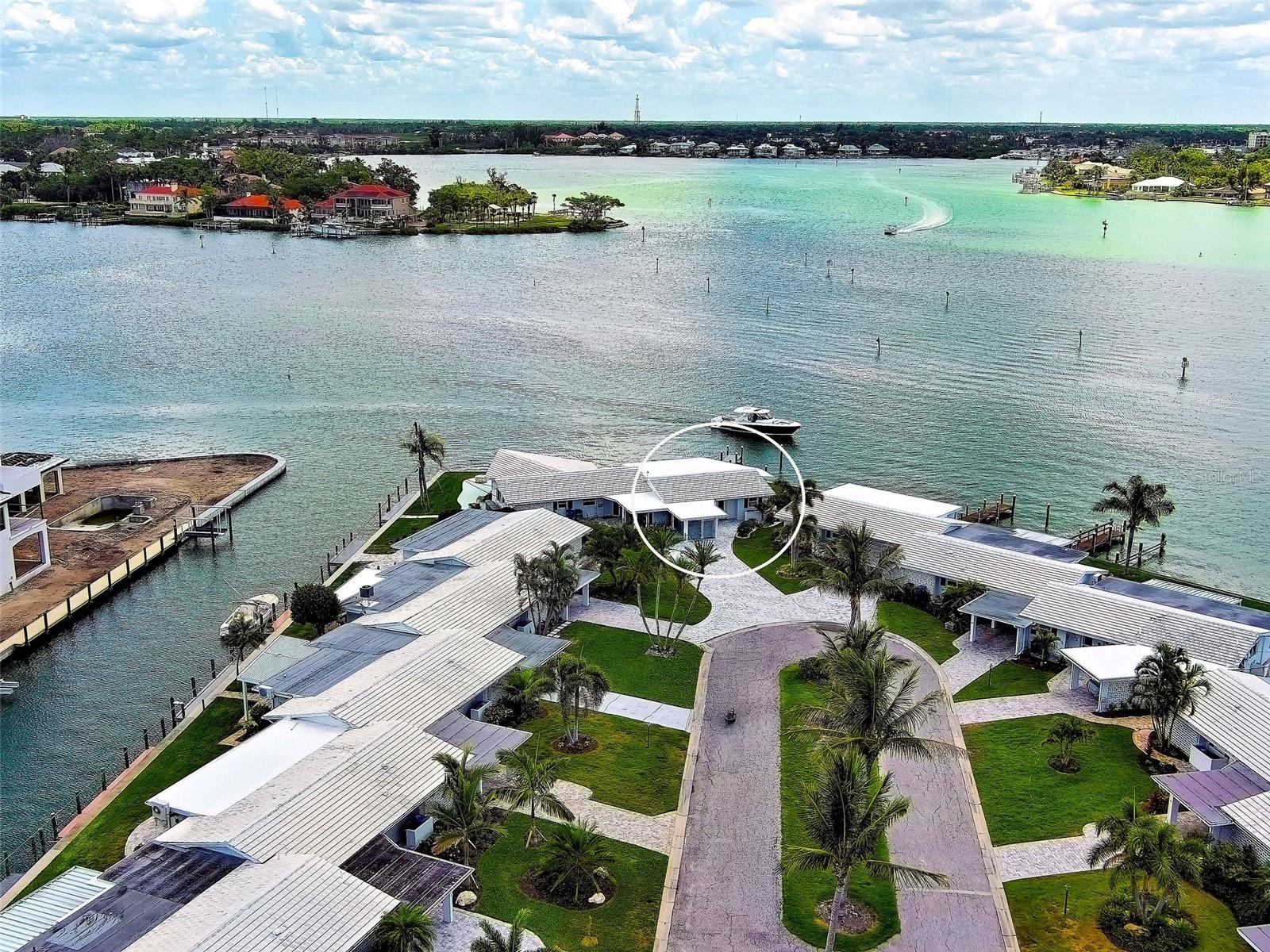 885 WHITE CAP CIR #34, VENICE, FL — photo 57