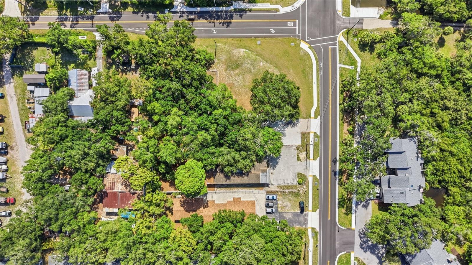 2886 WHITNEY RD, CLEARWATER, FL — photo 2