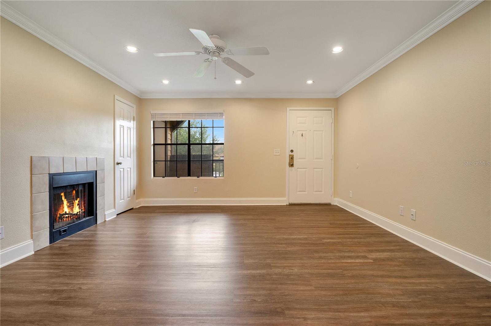 370 LAKE TAHOE CT #202, ALTAMONTE SPRINGS, FL — photo 3