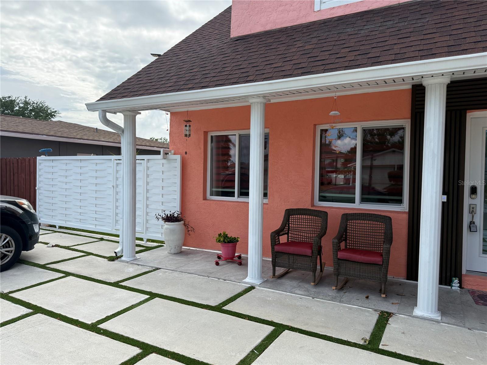 8301 LOPEZ DR, TAMPA, FL — photo 6