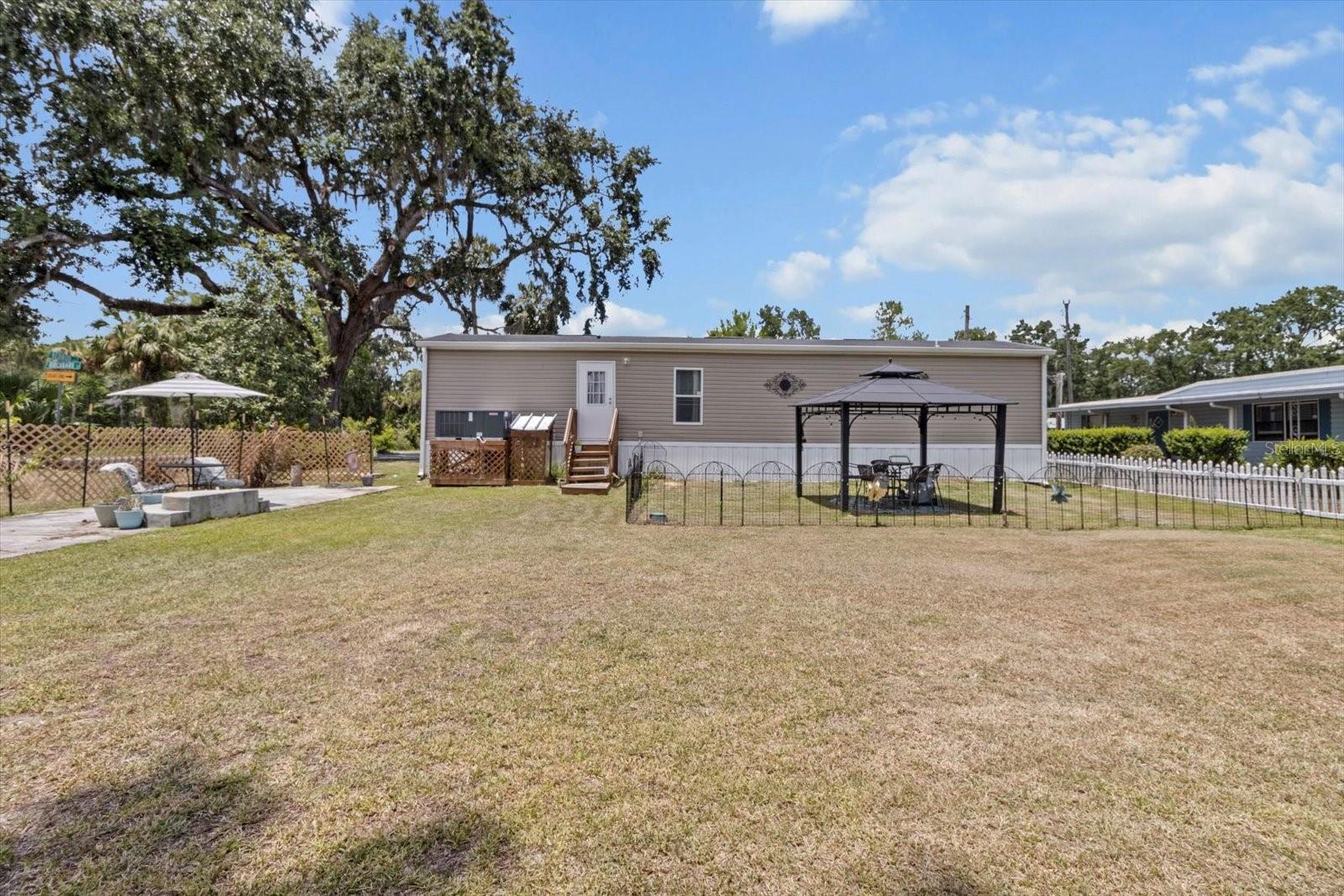 609 S REDBUD TER, INVERNESS, FL — photo 31