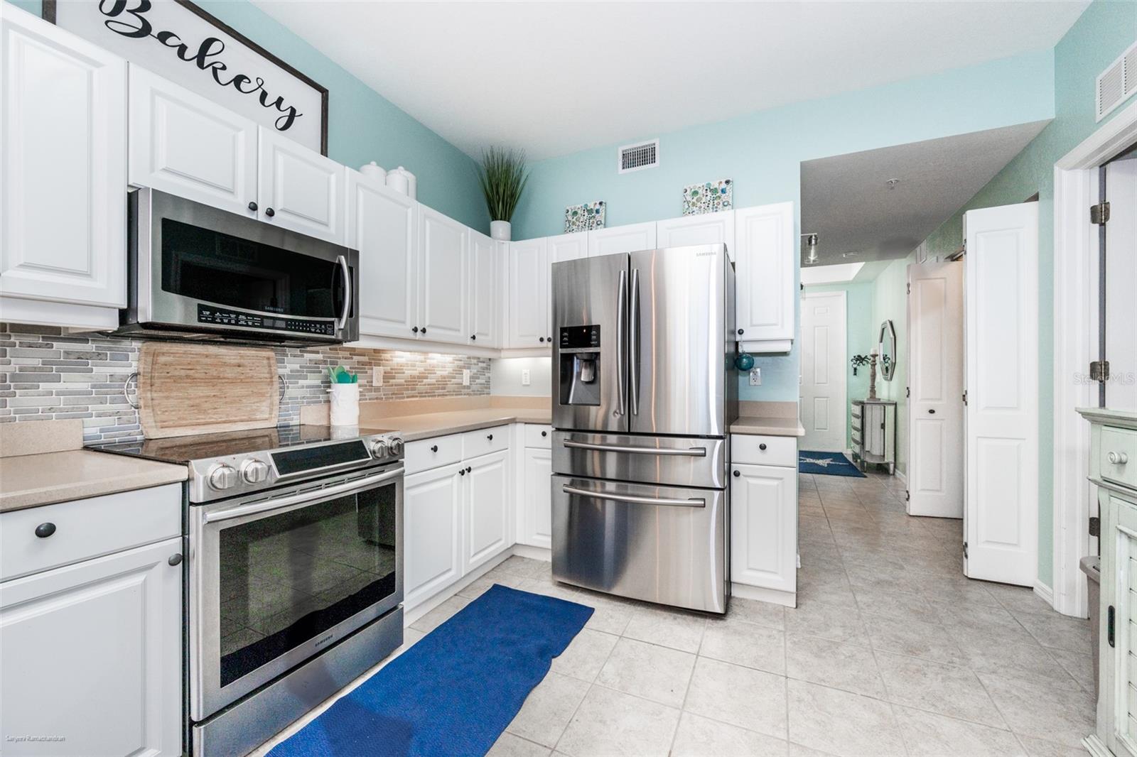 5125 MELBOURNE ST #E201, PUNTA GORDA, FL — photo 12