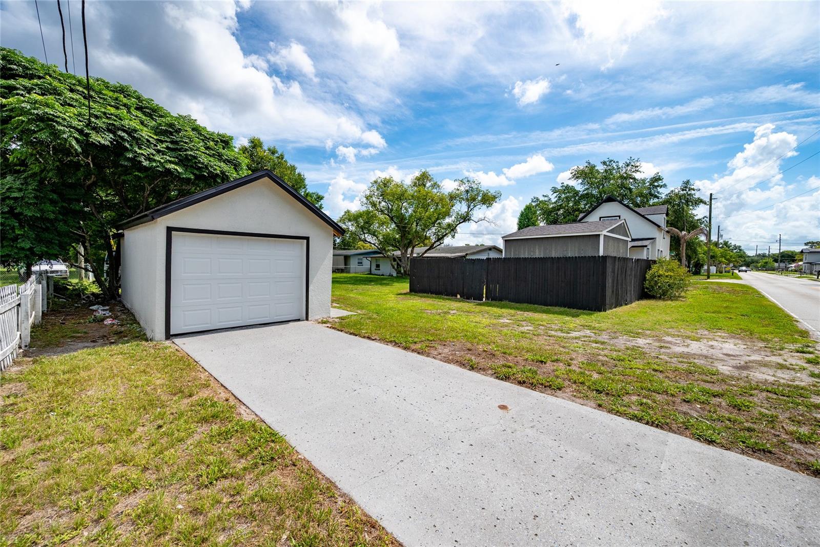 922 DELAWARE AVE, ST CLOUD, FL — photo 4