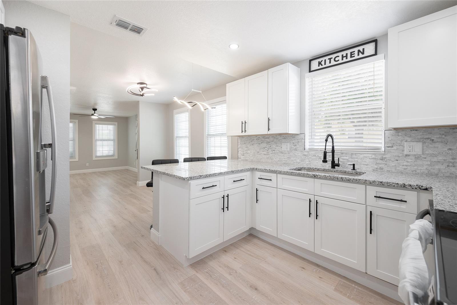 922 DELAWARE AVE, ST CLOUD, FL — photo 10