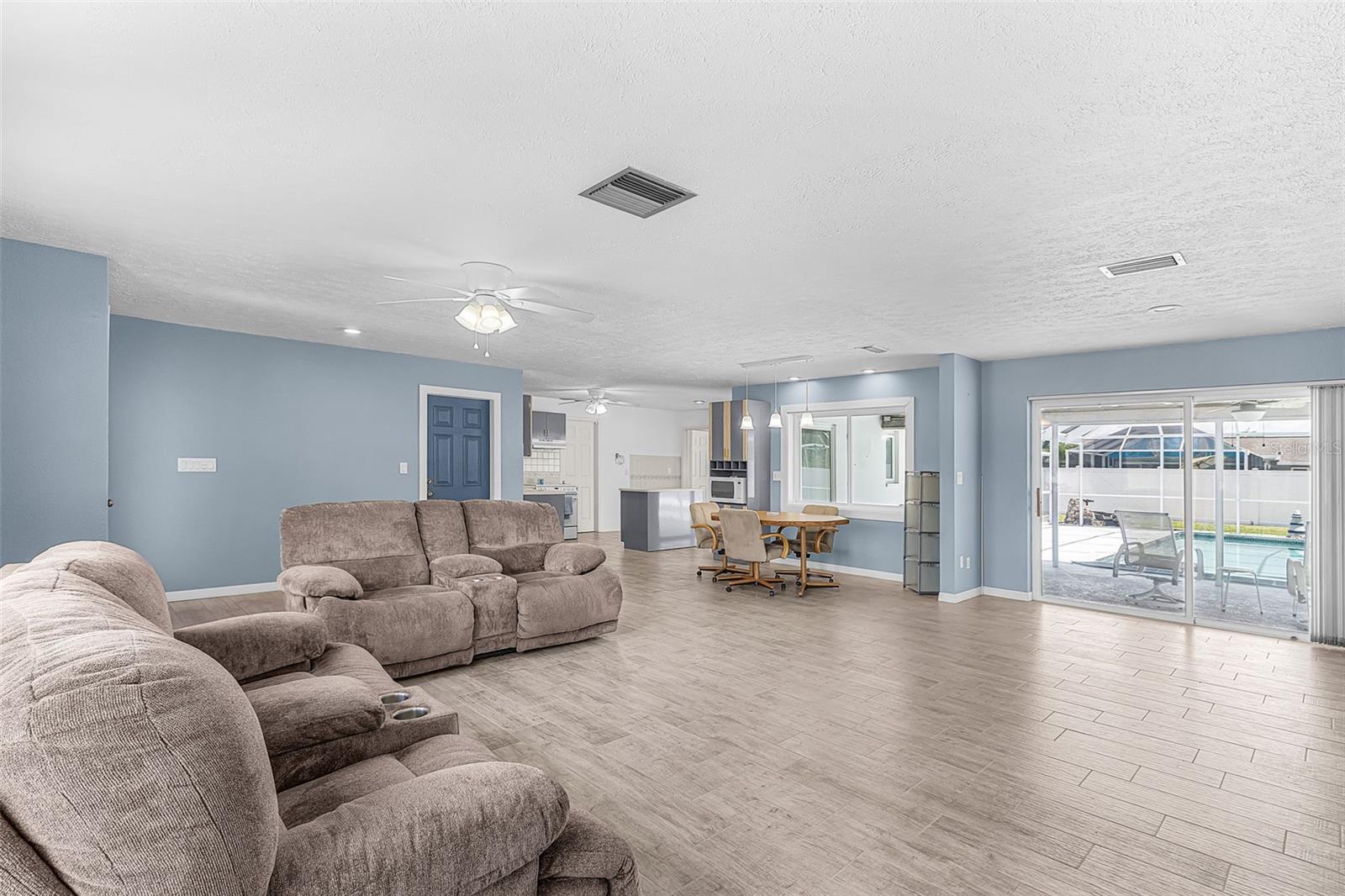 1320 SE 26TH TER, CAPE CORAL, FL — photo 5