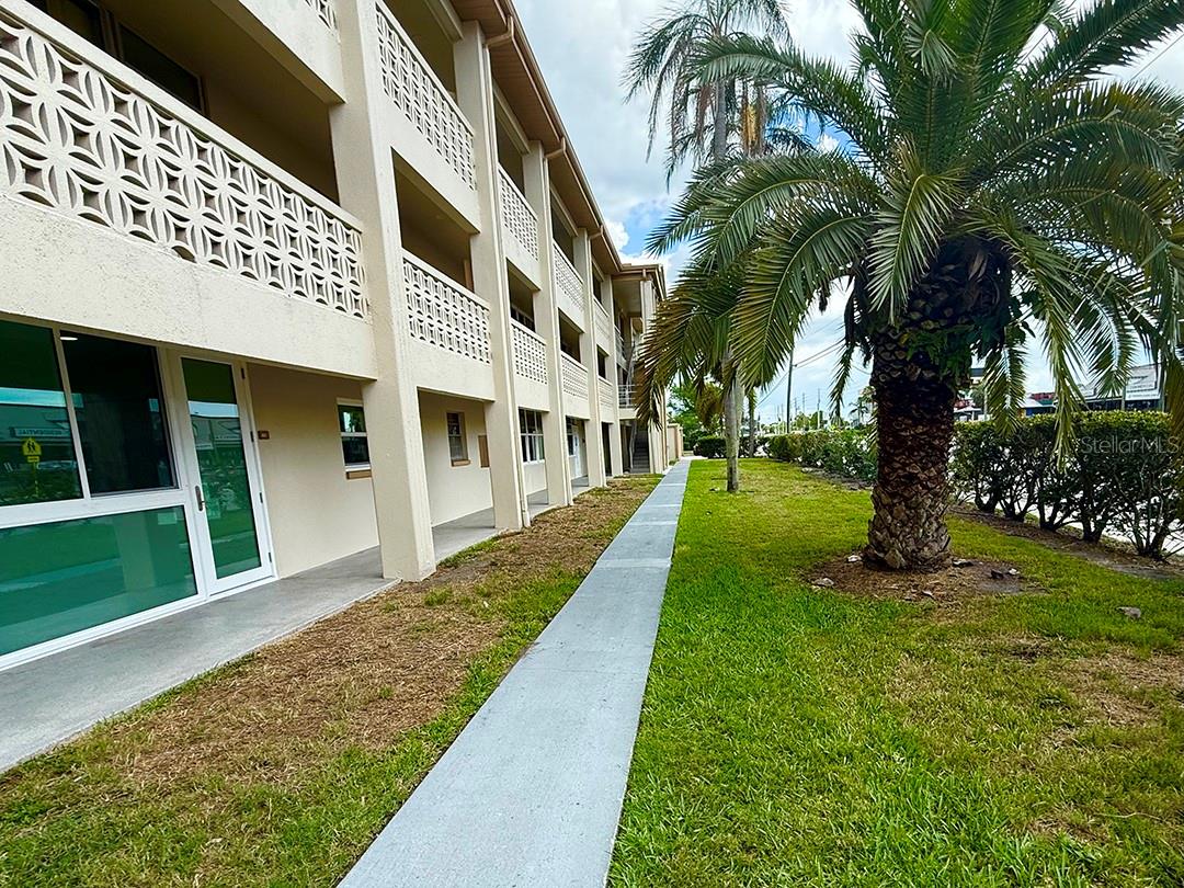 4455 DUHME RD #103, ST PETERSBURG, FL — photo 5