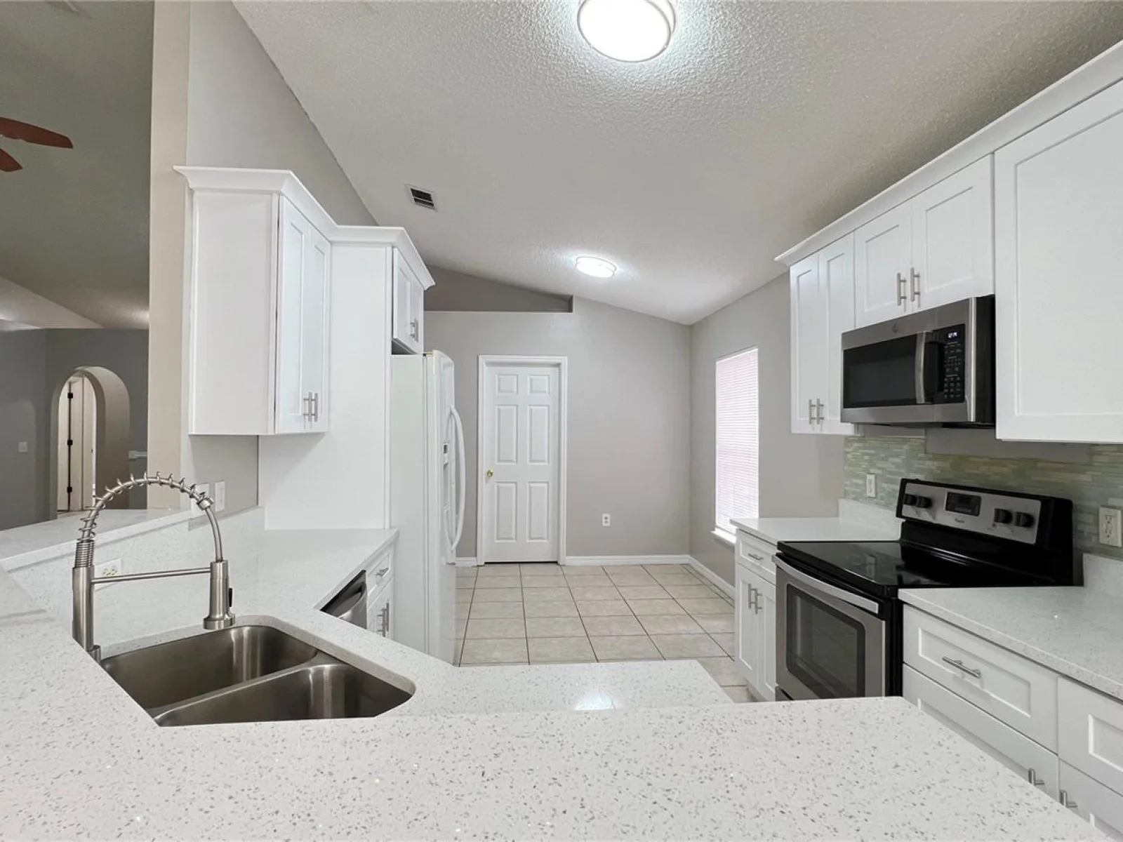 3831 CINNAMON FERN LOOP, CLERMONT, FL — photo 24