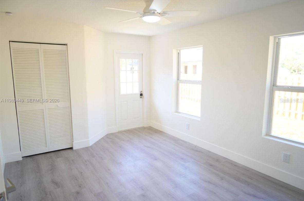 563 PRESQUE ISLE DR, PORT CHARLOTTE, FL — photo 27