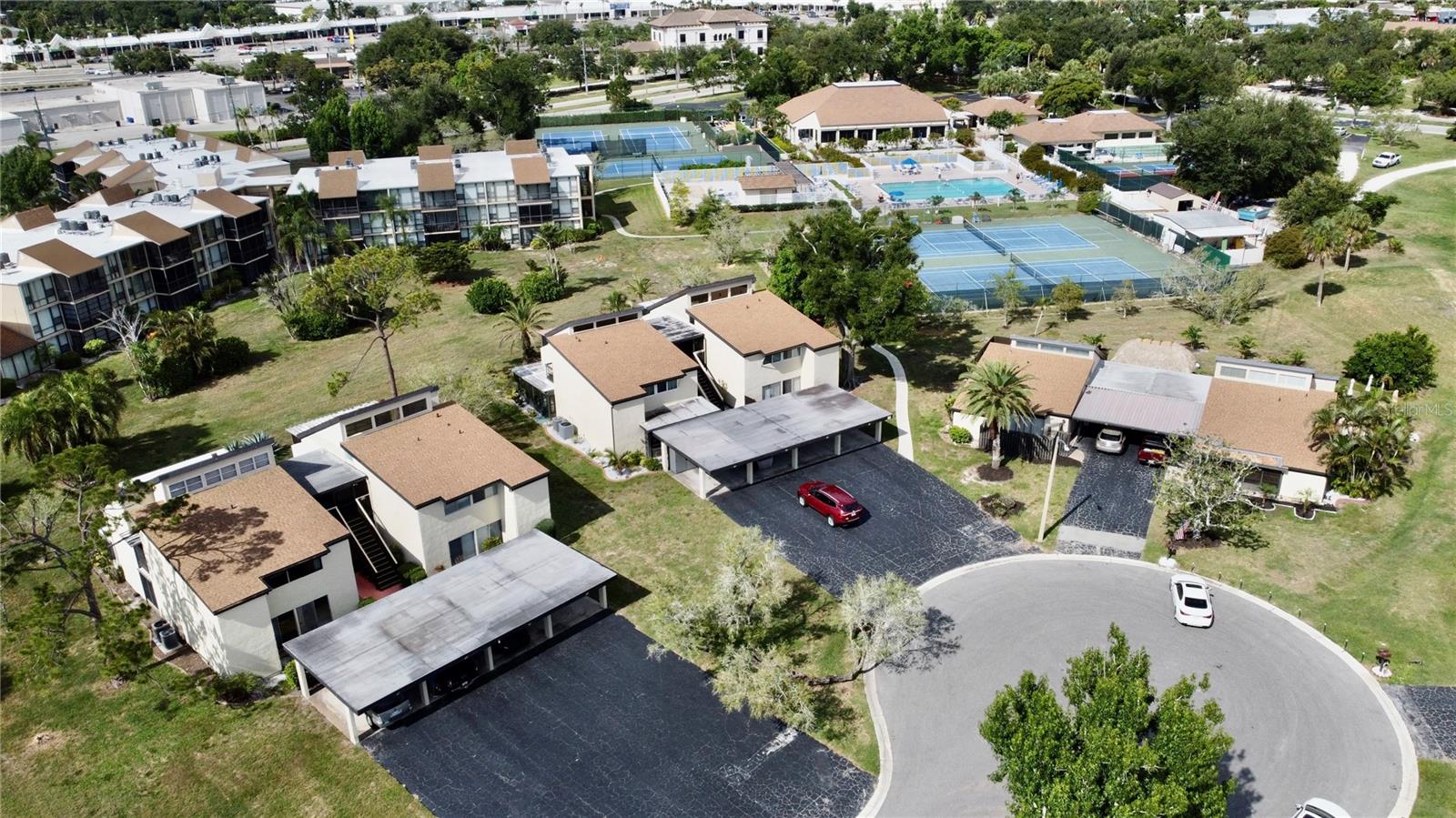 625 WHITE PINE TREE RD #23, VENICE, FL — photo 2