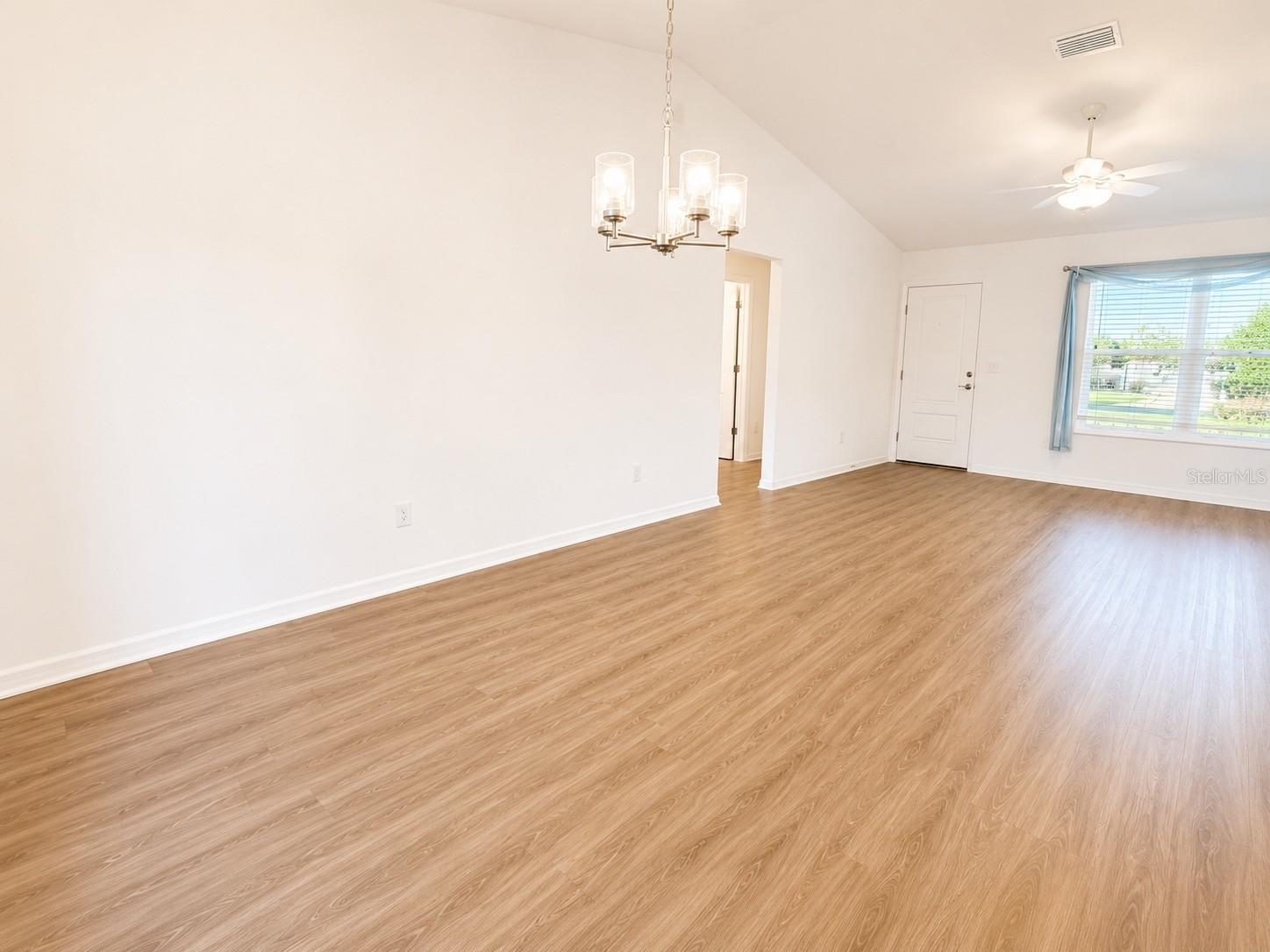 6743 MARY LOOP, THE VILLAGES, FL — photo 27