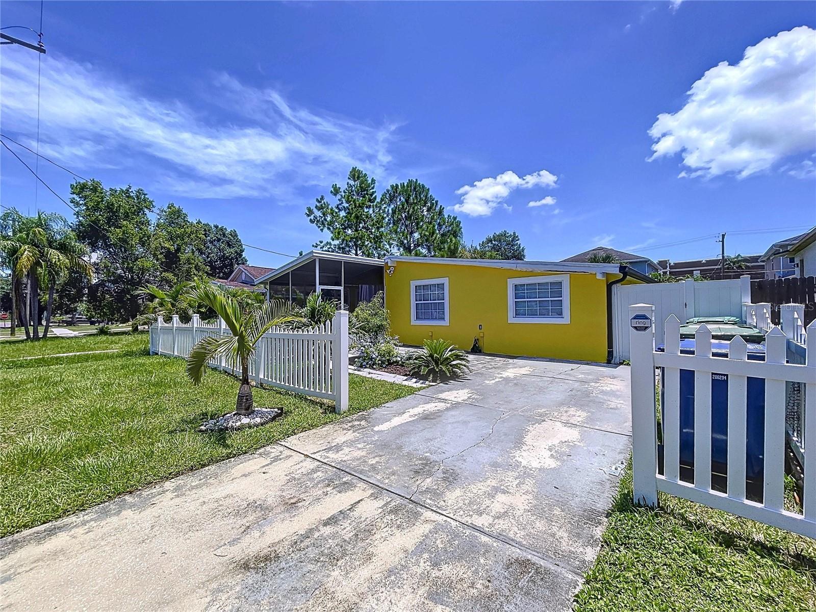 7110 S MASCOTTE ST, TAMPA, FL — photo 4