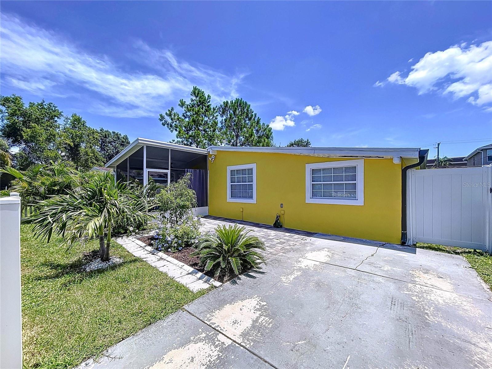 7110 S MASCOTTE ST, TAMPA, FL — photo 5