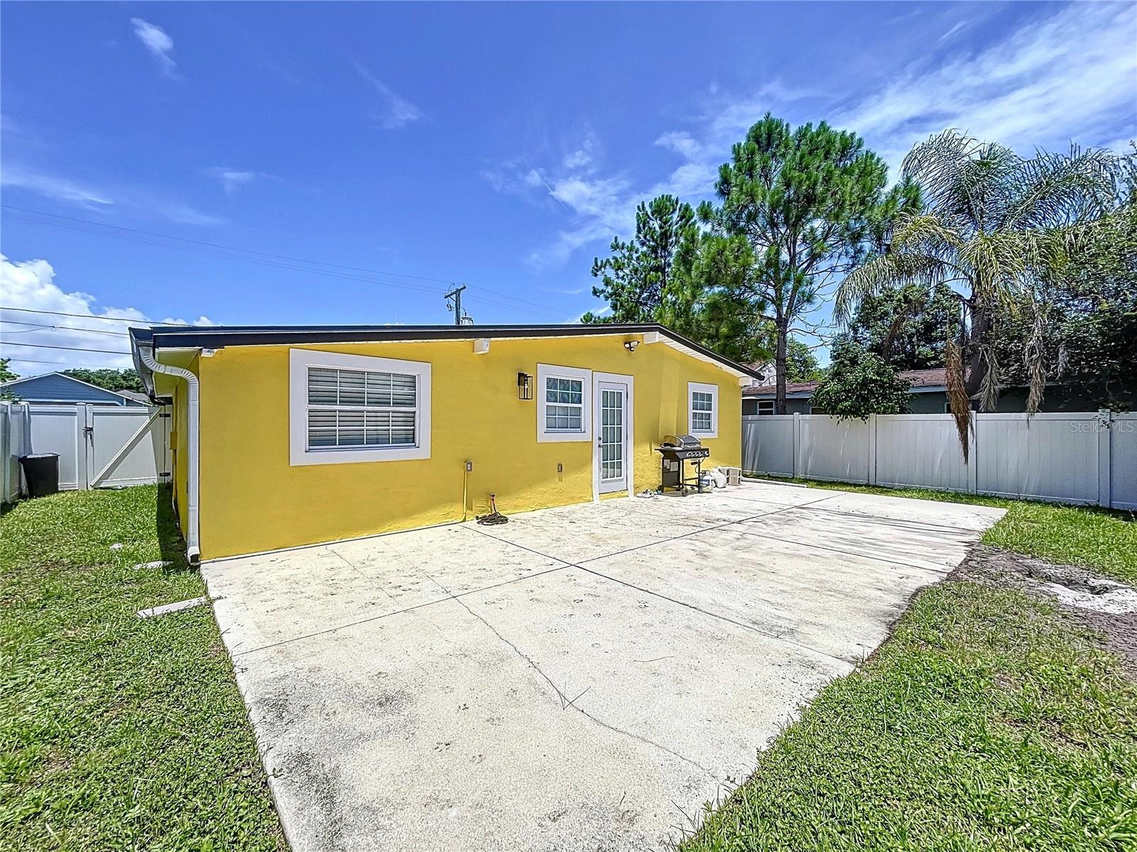 7110 S MASCOTTE ST, TAMPA, FL — photo 37