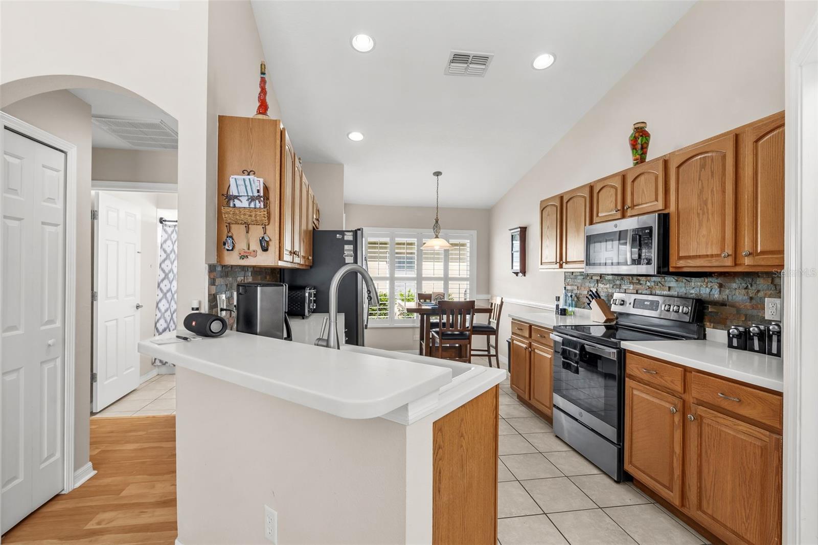 11422 INMAN CT, SPRING HILL, FL — photo 10