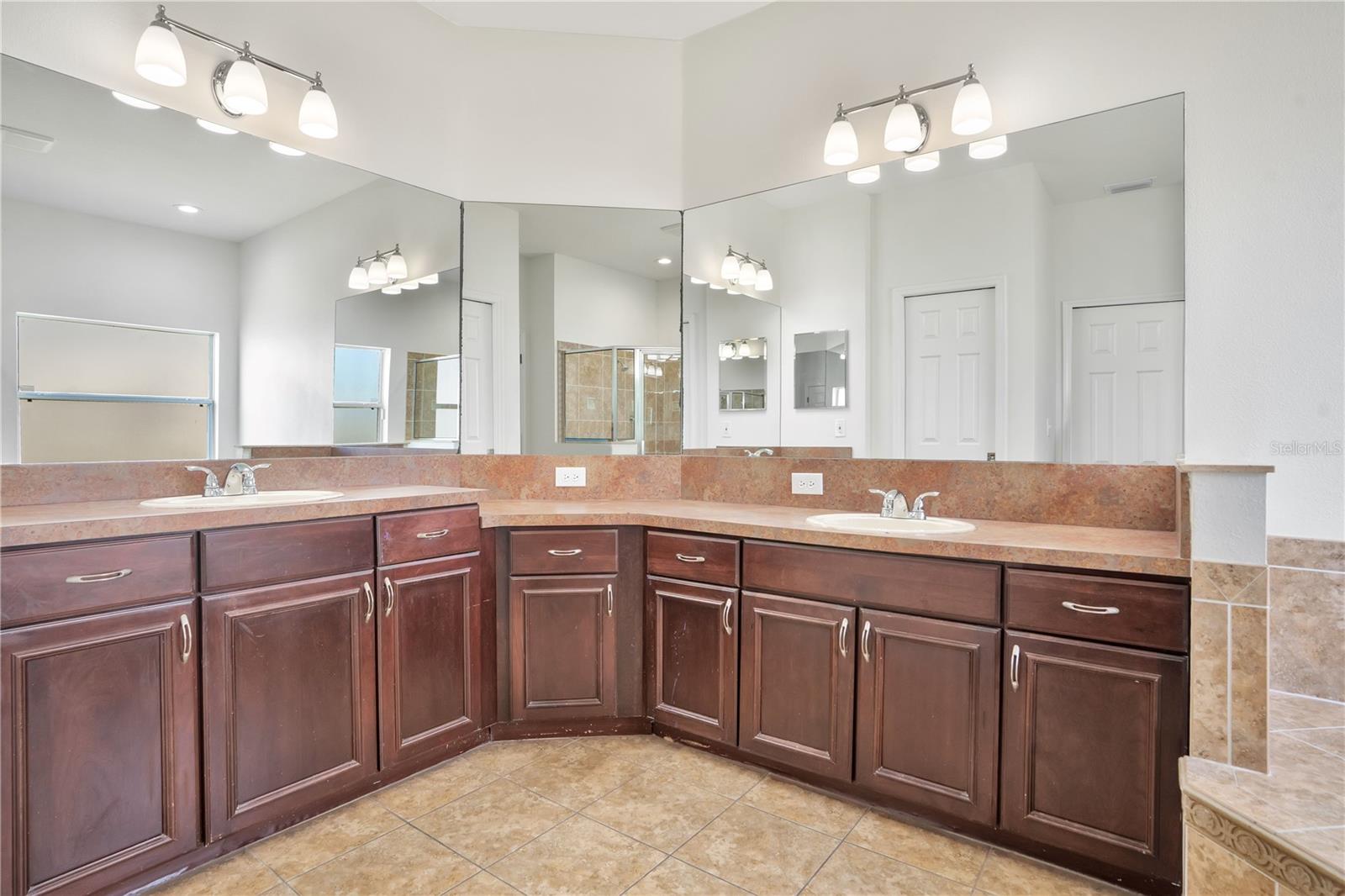 432 YORK DALE DR, RUSKIN, FL — photo 26