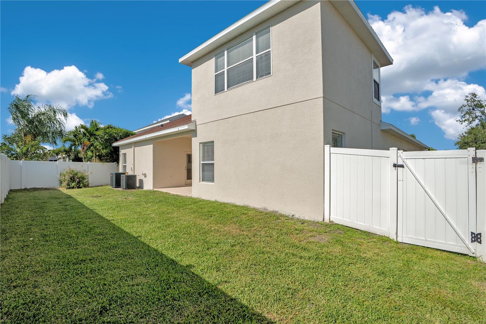 432 YORK DALE DR, RUSKIN, FL — photo 41